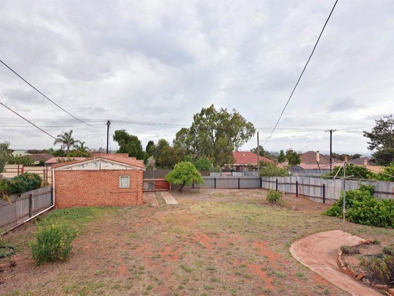 16 Herbert Street, Whyalla SA 5600, Image 2