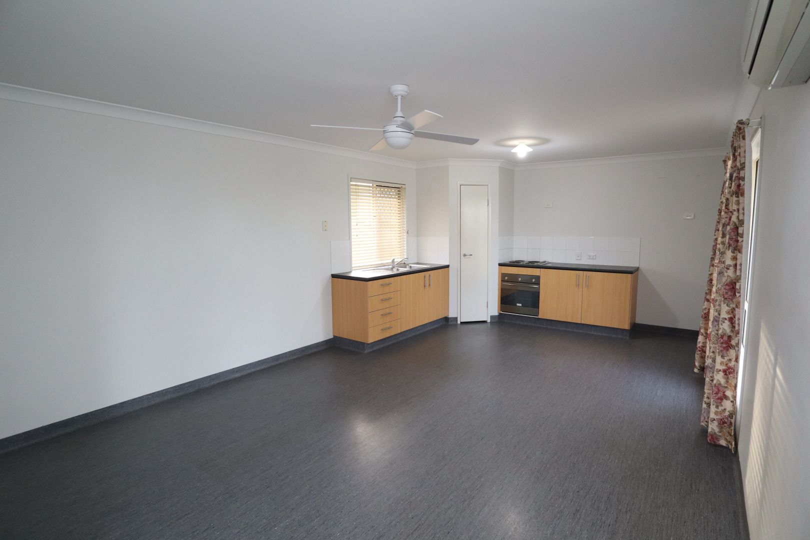 60 Australia II Drive, Kensington Grove QLD 4341, Image 1