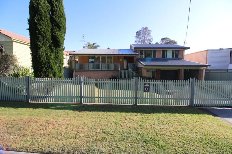 4 bedrooms House in 10 Goulburn Street SINGLETON NSW, 2330