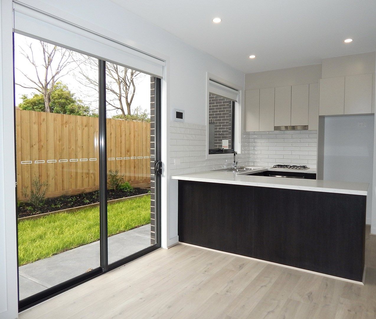 4/10 Cash Street, Kingsbury VIC 3083 Townhouse For Rent 425 Domain