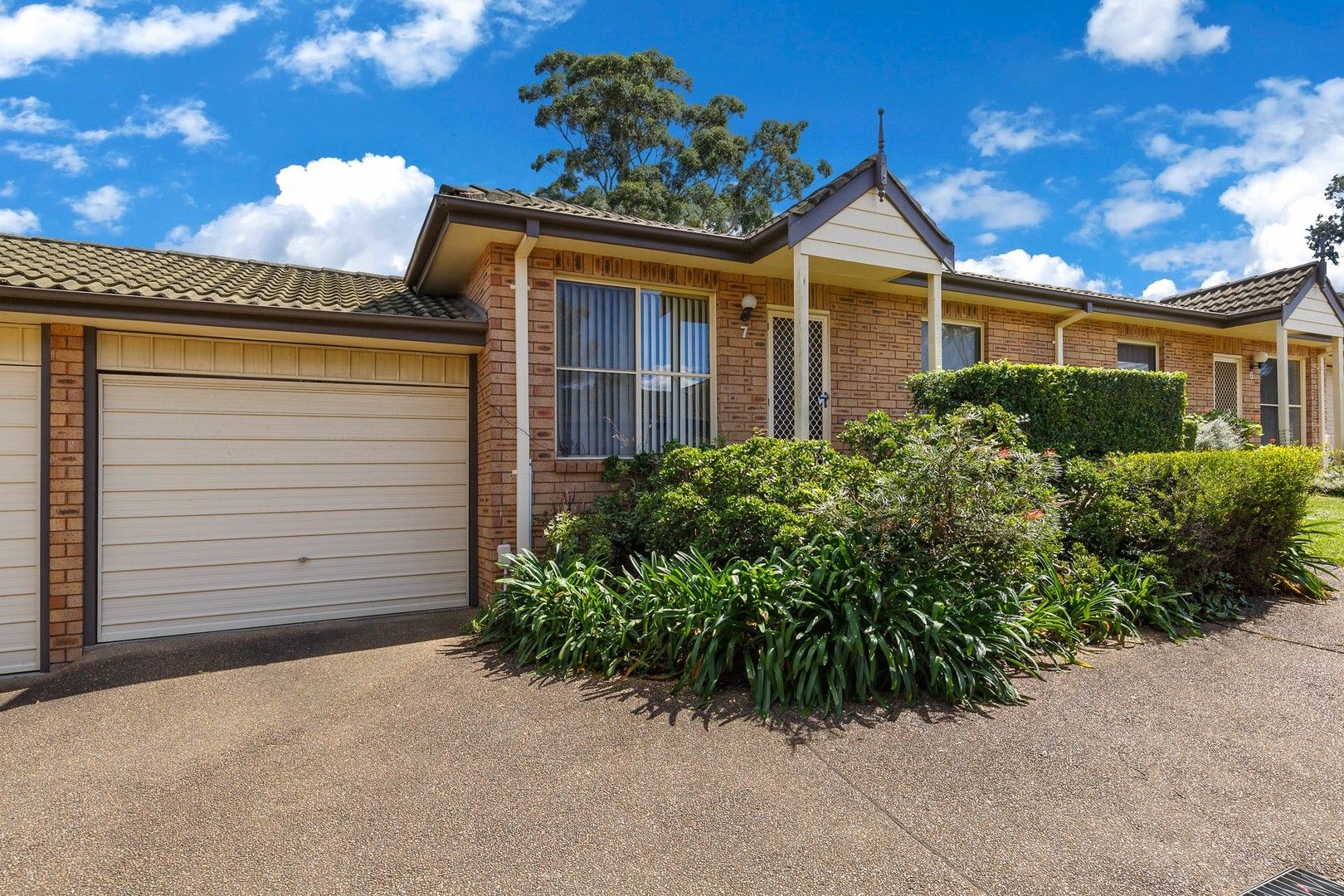 2 bedrooms Townhouse in 7/4-10 Wylde Street TELOPEA NSW, 2117