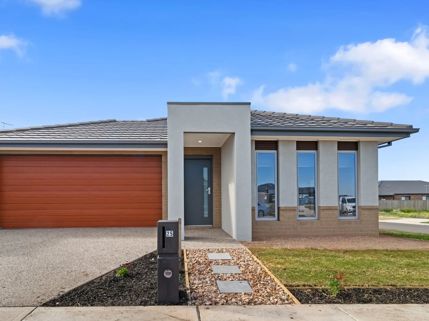 25 Graystown Street, Sunbury VIC 3429