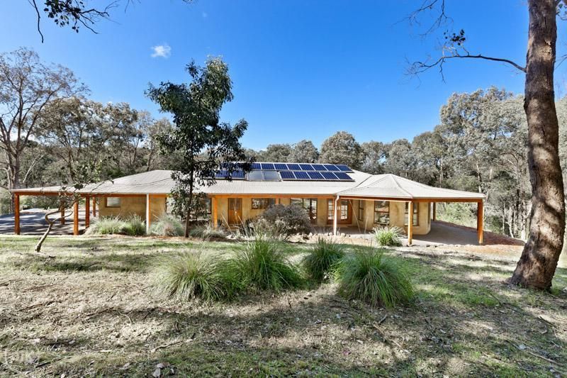 130 Turnung Road, PANTON HILL VIC 3759, Image 0