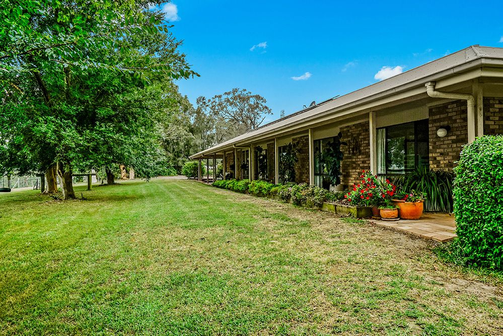 4 bedrooms Rural in 220 Torryburn Road VACY NSW, 2421