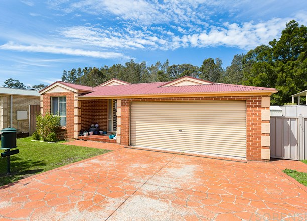 19 Woodbridge Crescent, Lake Munmorah NSW 2259