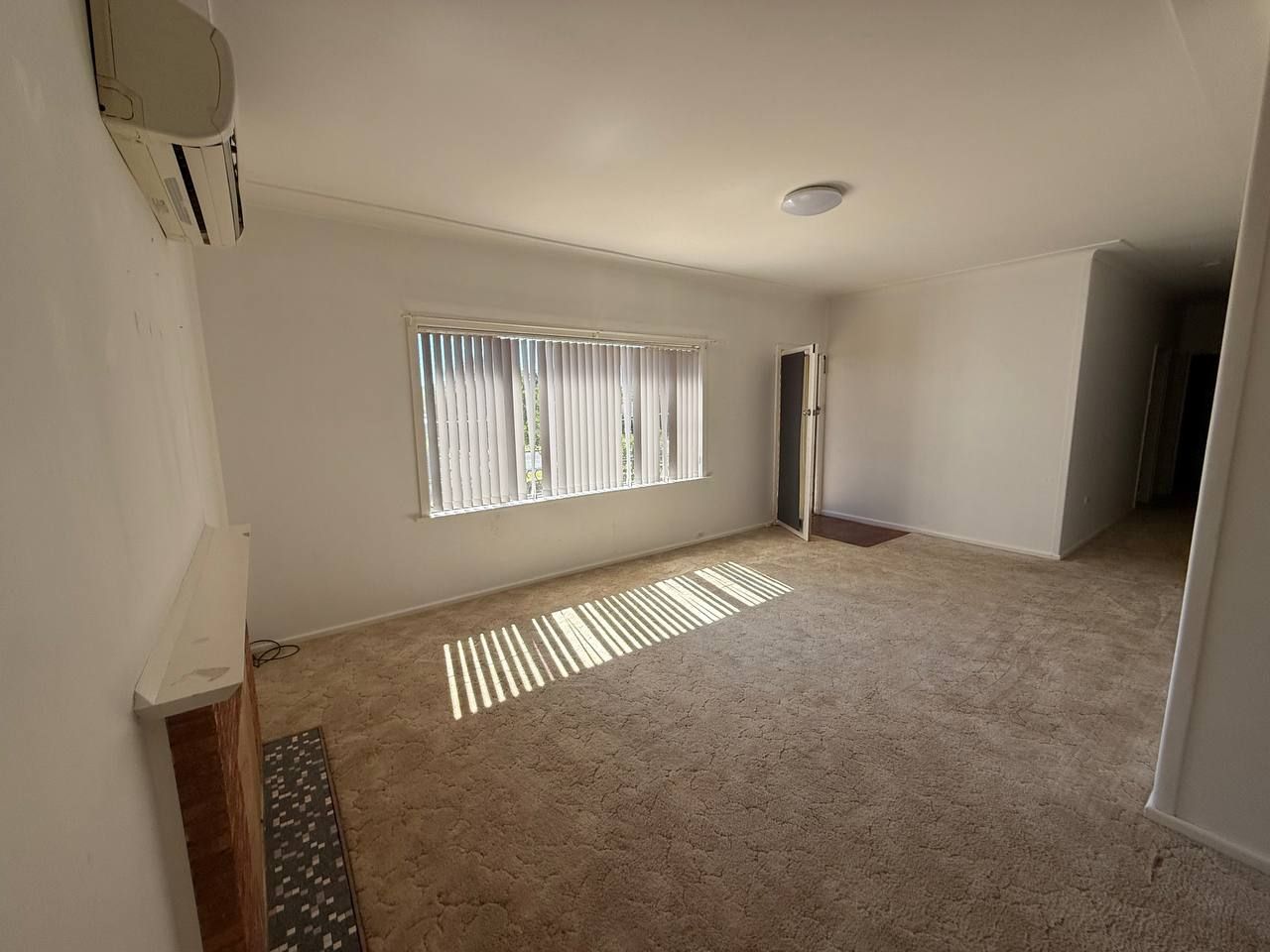 5 Officers Parade, Condobolin NSW 2877 - House For Rent - $350 | Domain