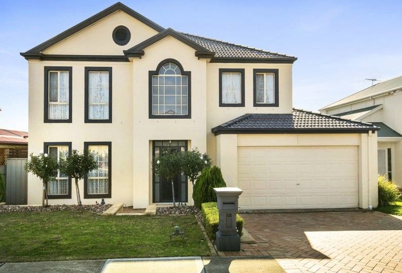4 bedrooms House in 26 Ingleton Drive HALLETT COVE SA, 5158