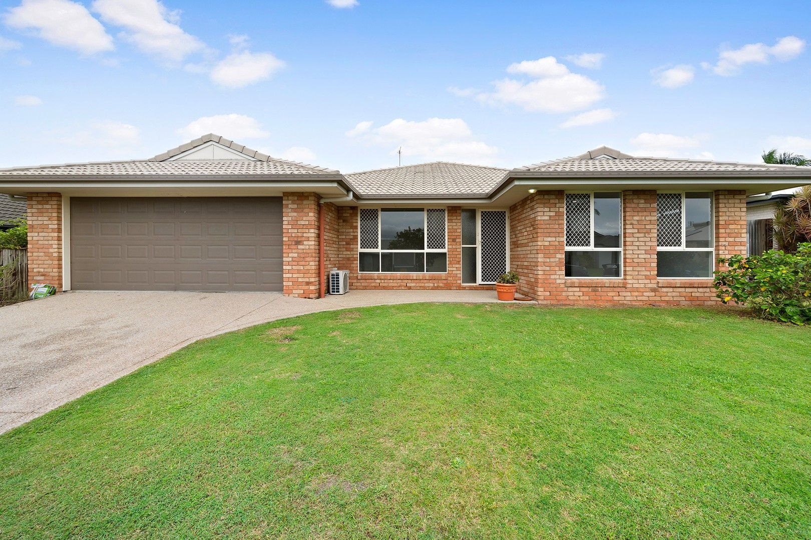 5 Kingsley Court, Little Mountain QLD 4551, Image 0
