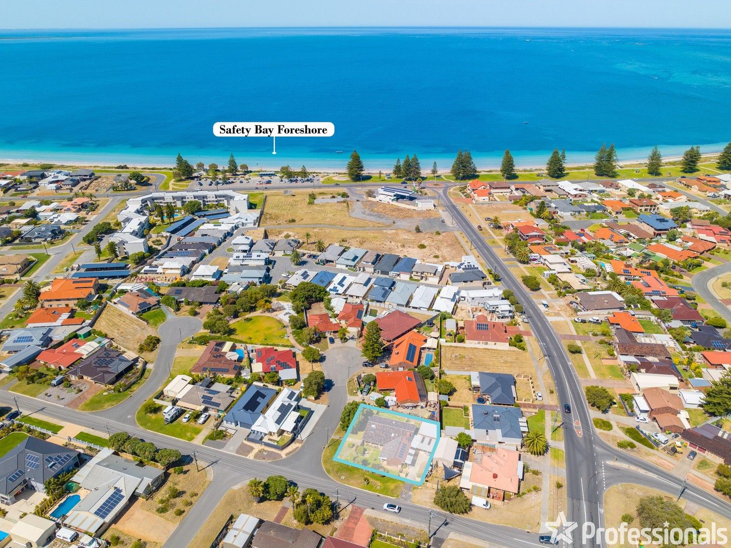 2 Reef Place, Safety Bay WA 6169, Image 0