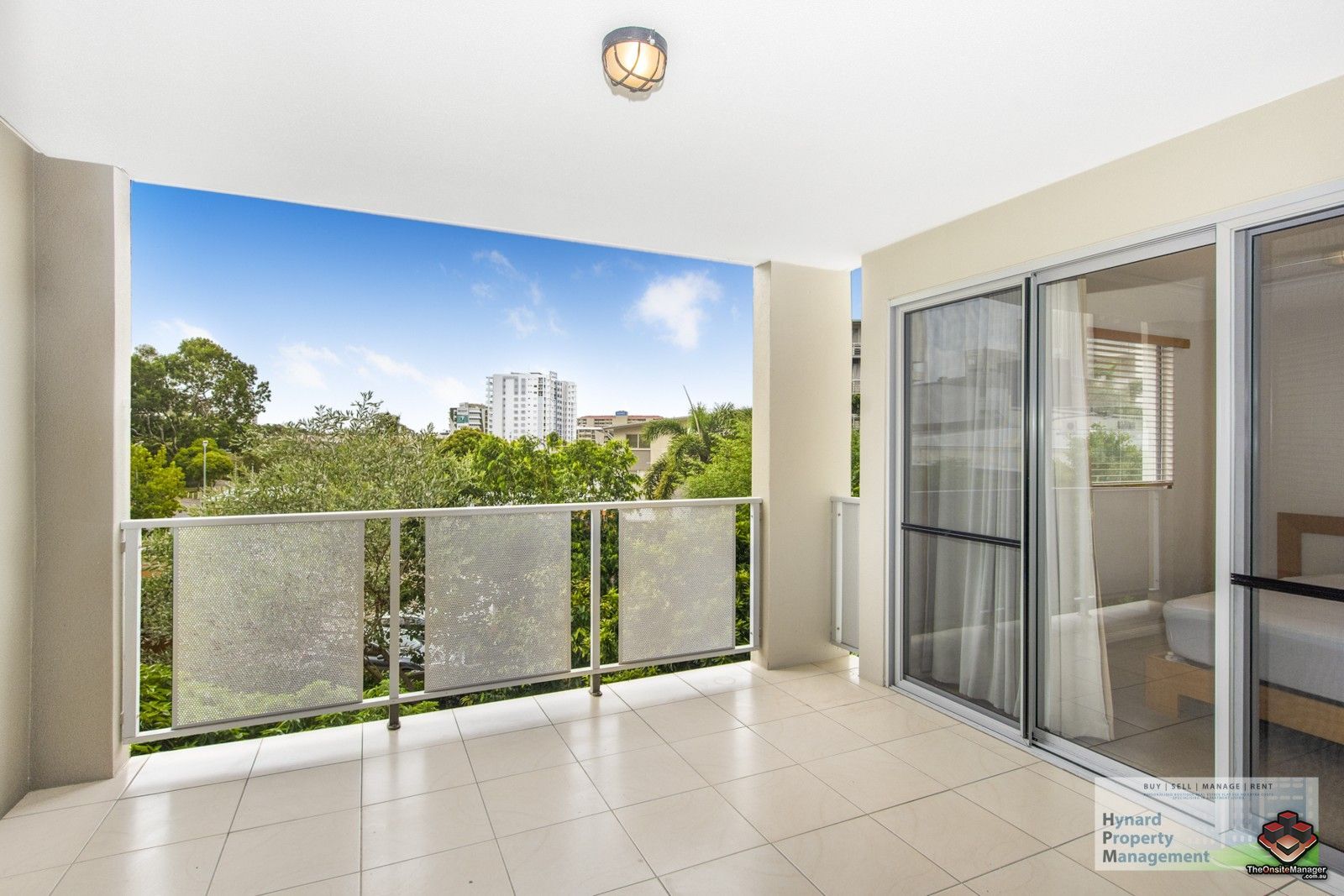 ID21072208/5169 Stanley Street, Townsville City QLD 4810 Apartment