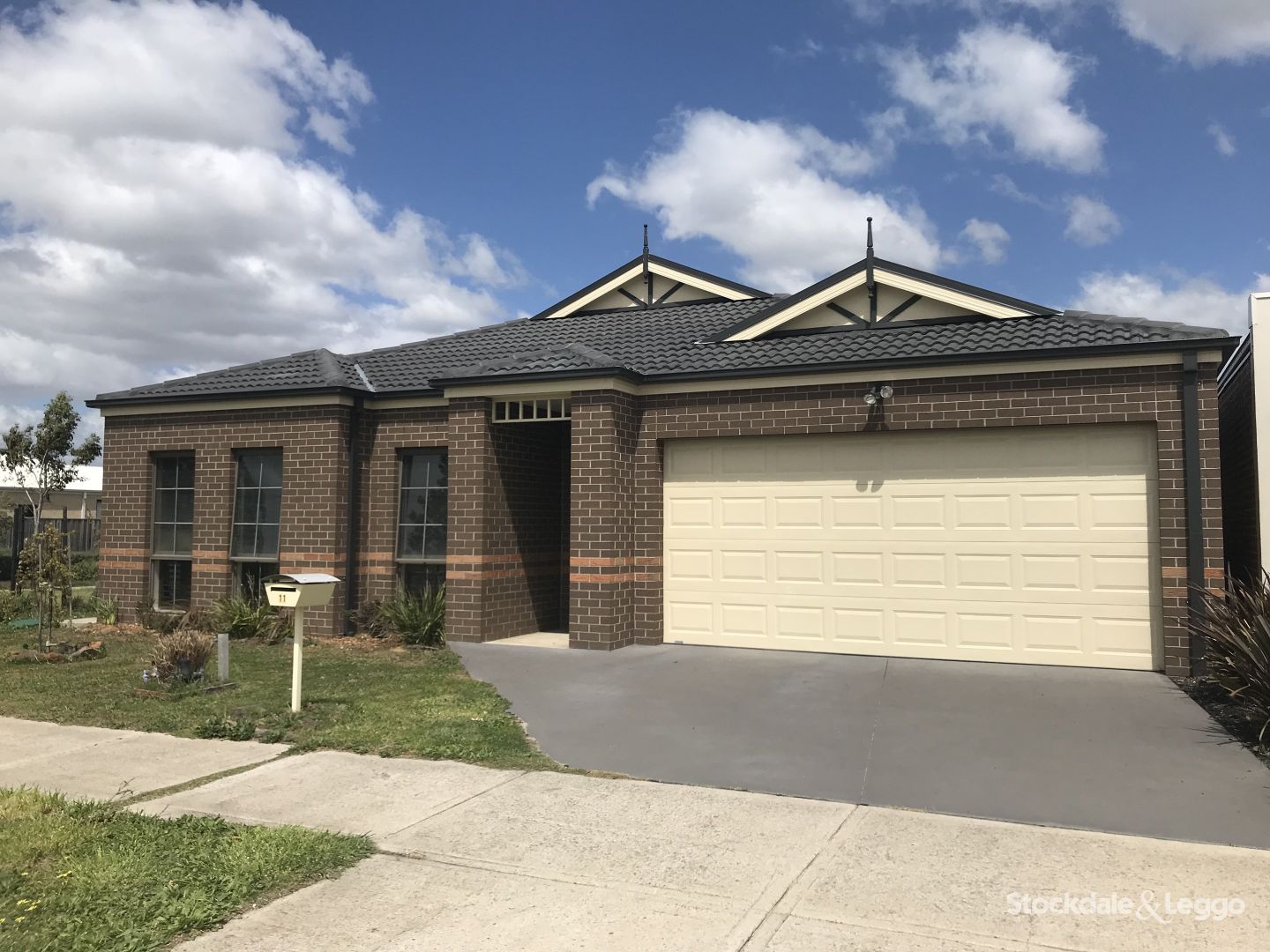 11 Iris Grove, Greenvale VIC 3059, Image 1