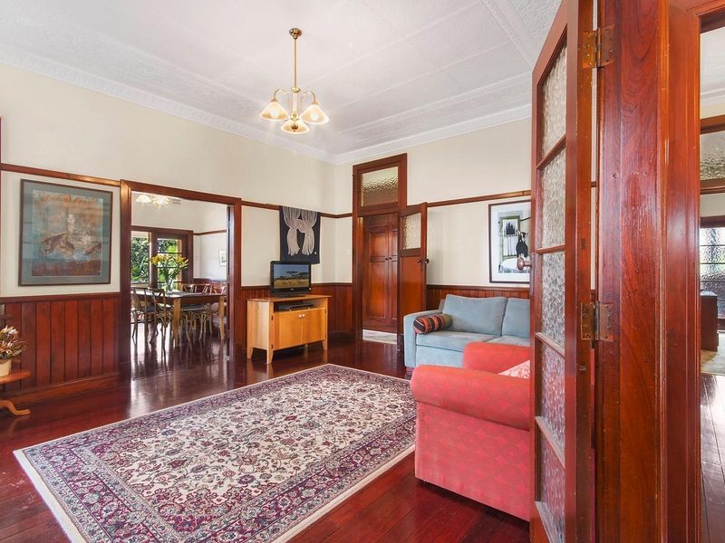 77 Cathcart Street, GIRARDS HILL NSW 2480, Image 2