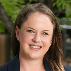 Lauren Jonas, Property manager