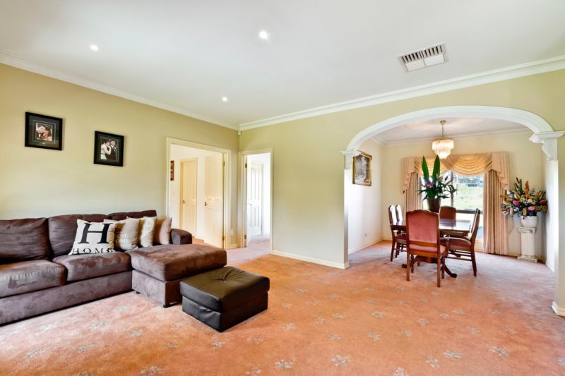 15 Kurrak Road, Yarrambat VIC 3091, Image 2