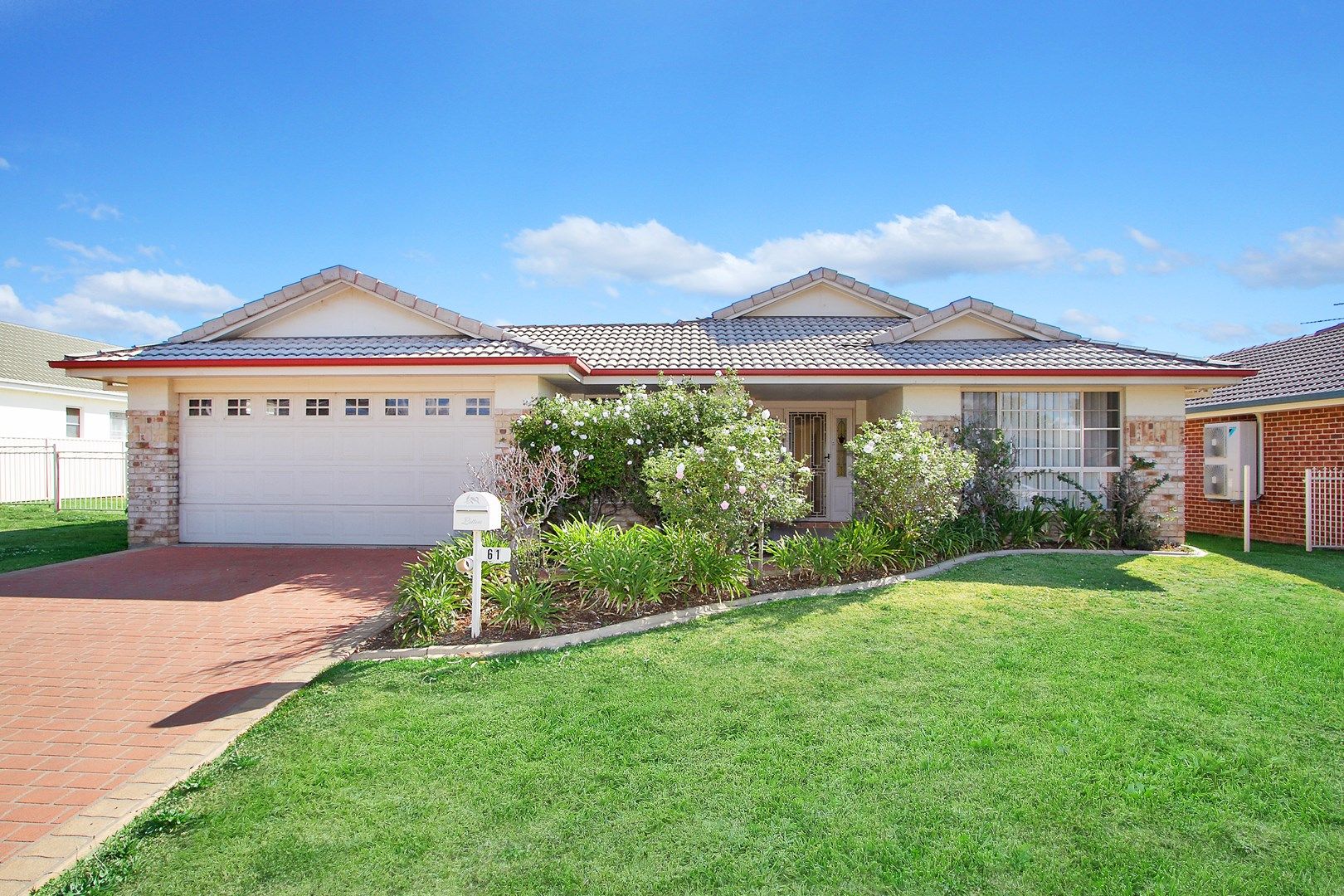 61 Greg Norman Drive, Tamworth NSW 2340, Image 0