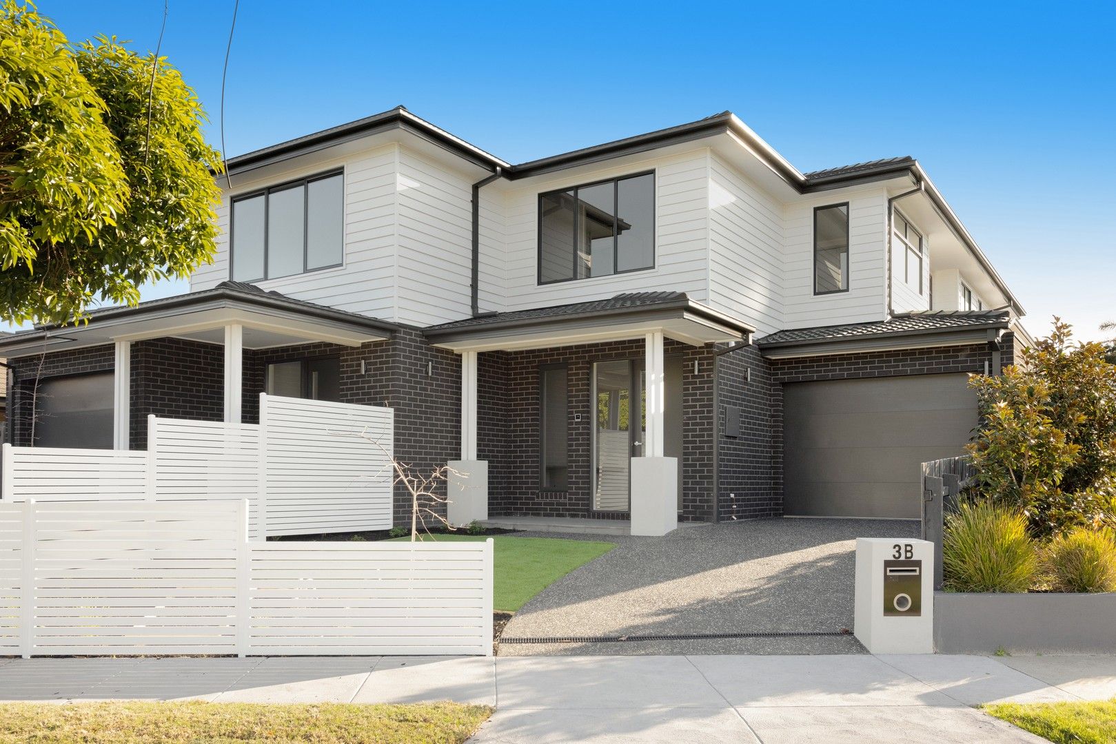 4 bedrooms Townhouse in 3B Rimmer Street MENTONE VIC, 3194