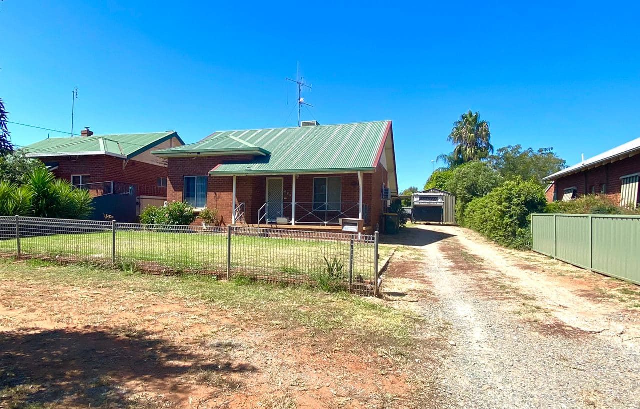 129 Currajong Street, Parkes Property History & Address Research Domain