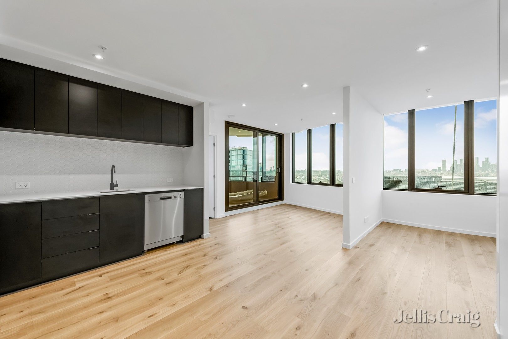 2306/8 Hopkins Street, Footscray VIC 3011, Image 2