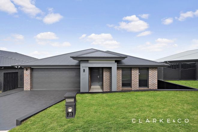 Picture of 25 Greystones Drive, CHISHOLM NSW 2322
