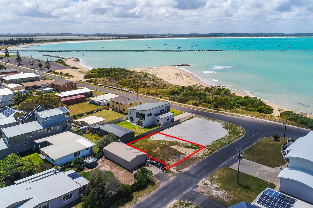 100 South Terrace, Beachport SA 5280 Domain