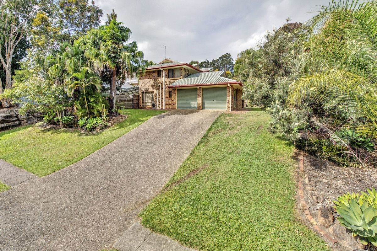 4 bedrooms House in 79 Ironbark Road CHAPEL HILL QLD, 4069