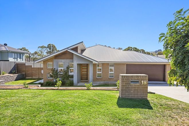 Picture of 18 Johnston Crescent, BLAYNEY NSW 2799