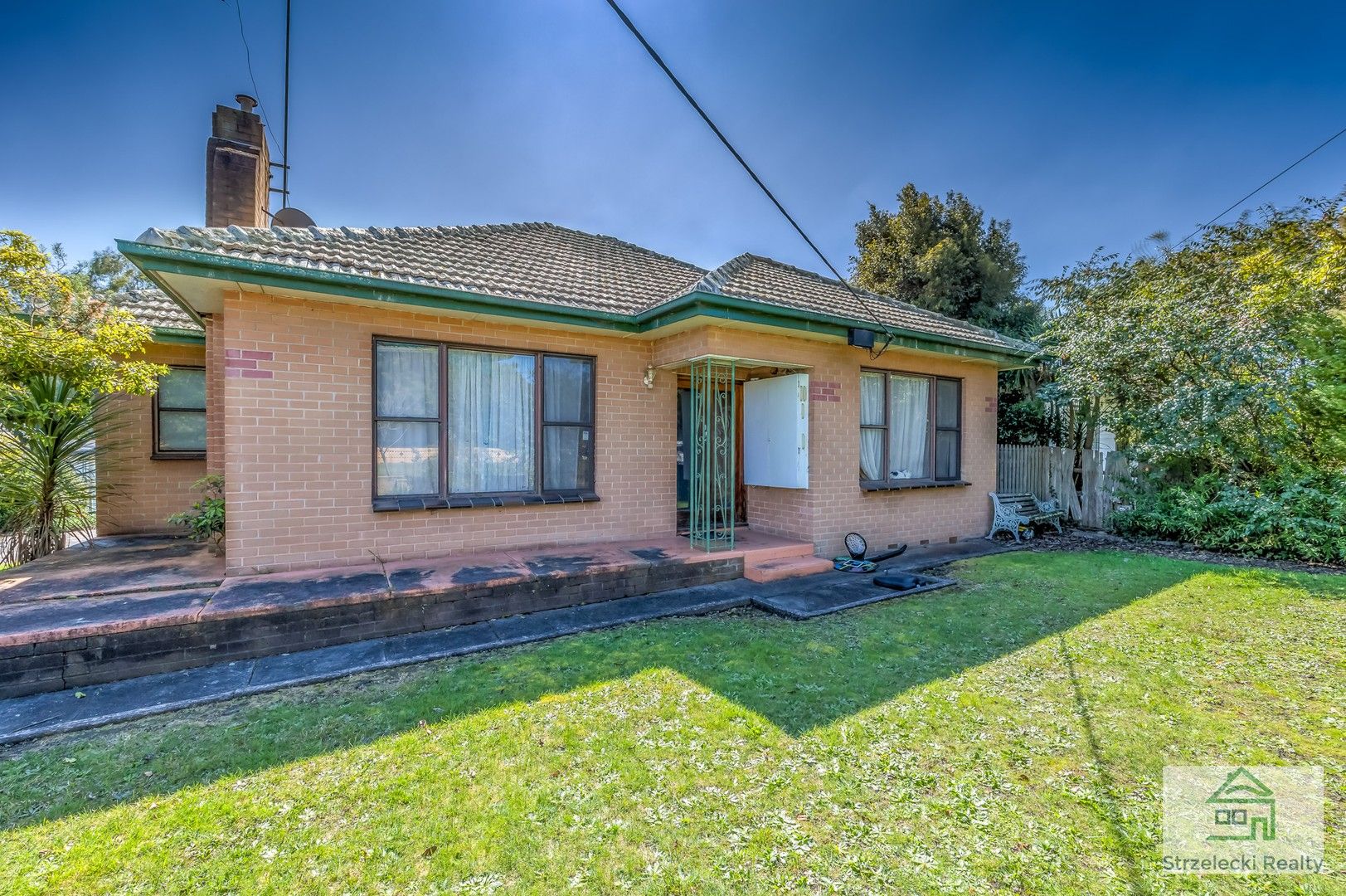 3 bedrooms House in 53 Chamberlain Road NEWBOROUGH VIC, 3825