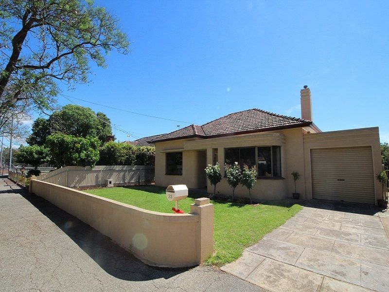 33 Clovelly Avenue, Clarence Garden Property History & Address