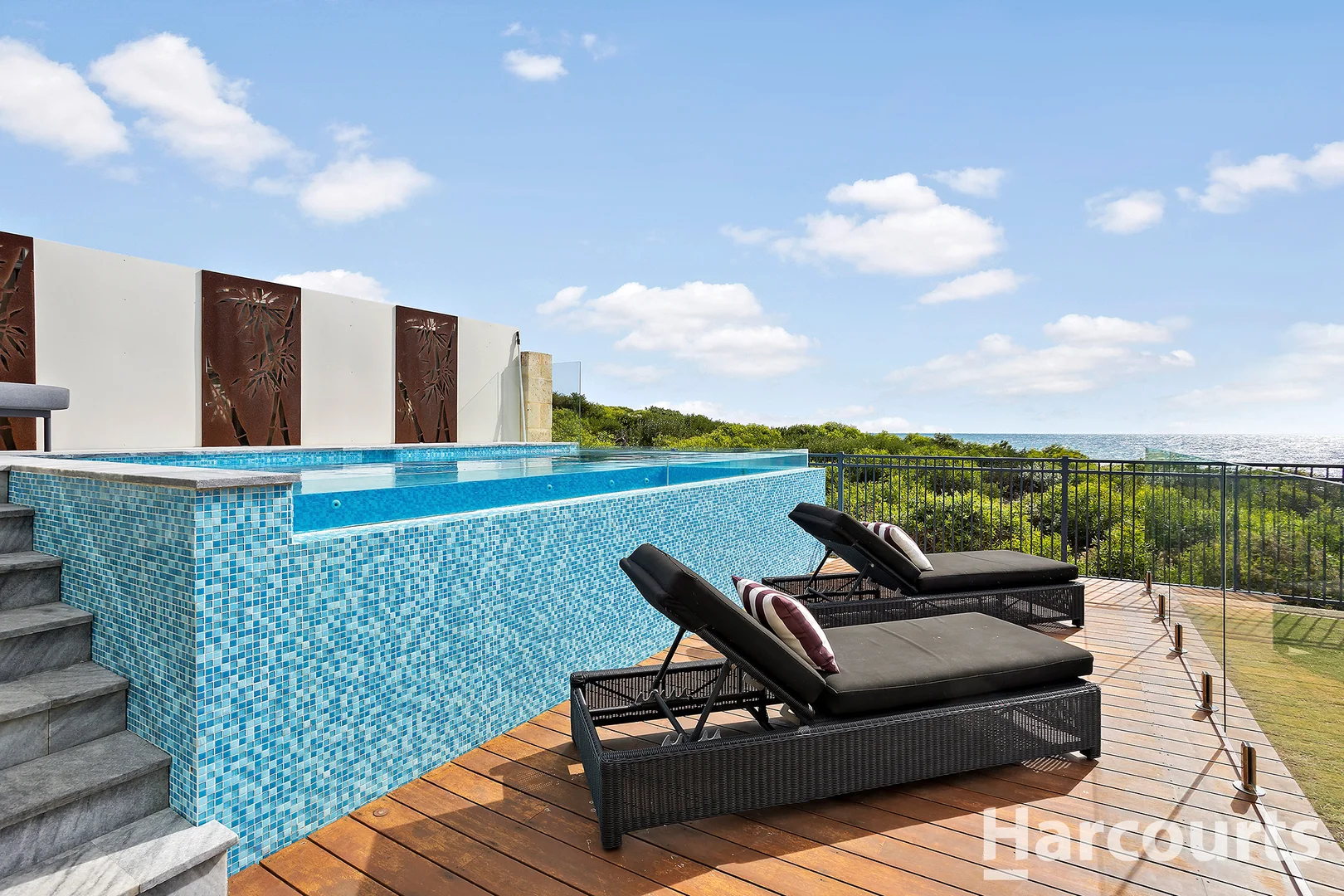 Additional image 5 of 8 Serrata Way, Halls Head WA 6210