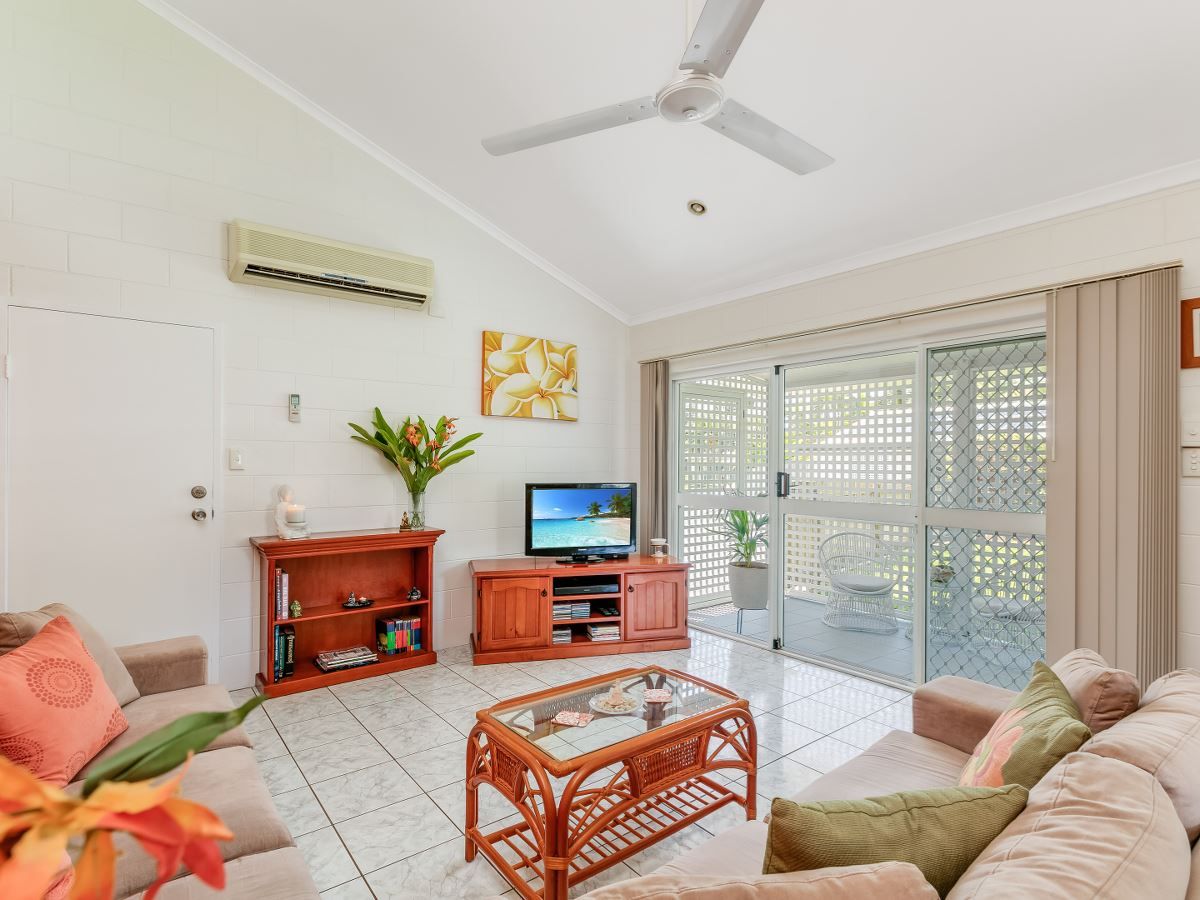 3/3-4 Seary Close, Whitfield QLD 4870, Image 2