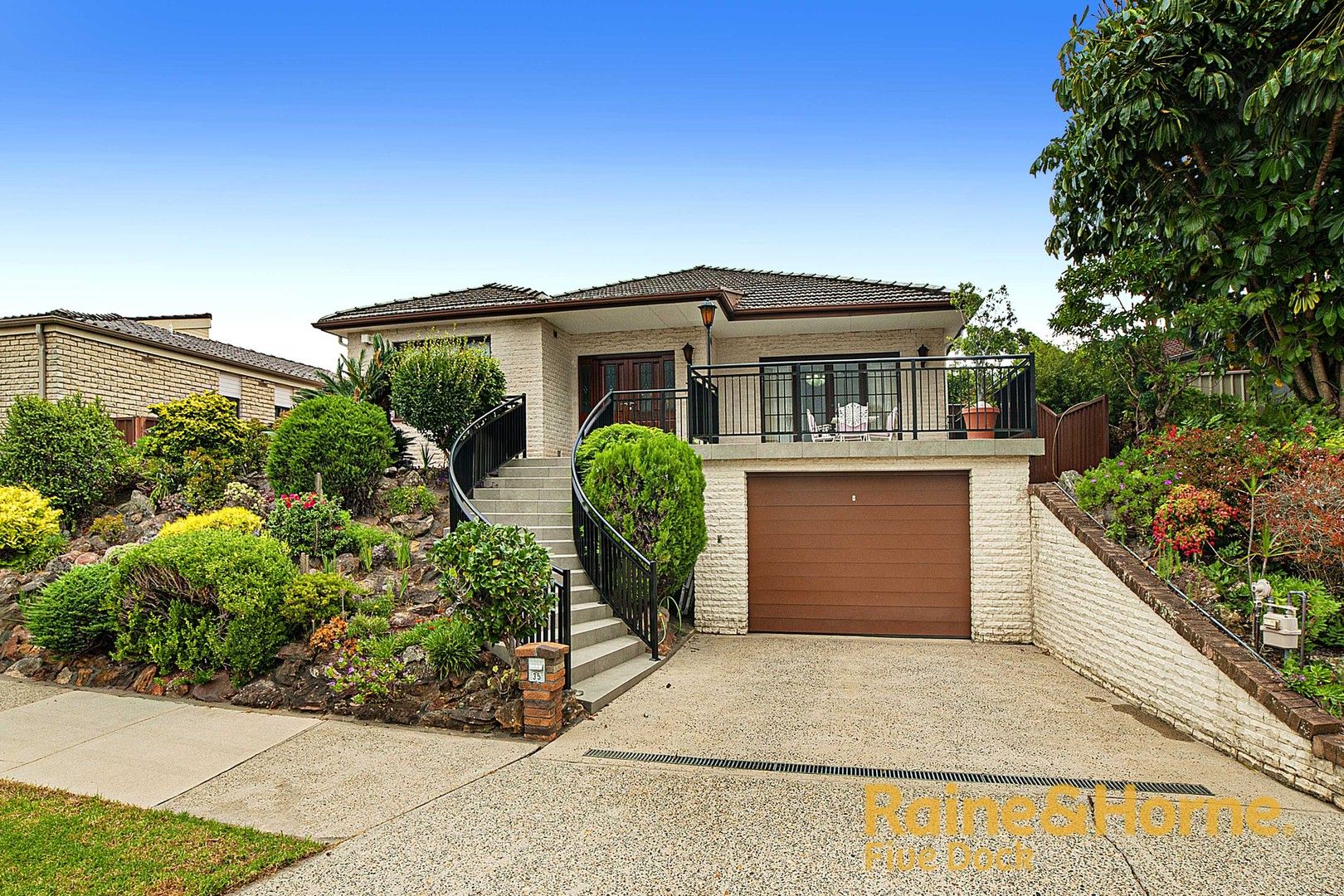 3 bedrooms House in 35 Walker Street CANADA BAY NSW, 2046