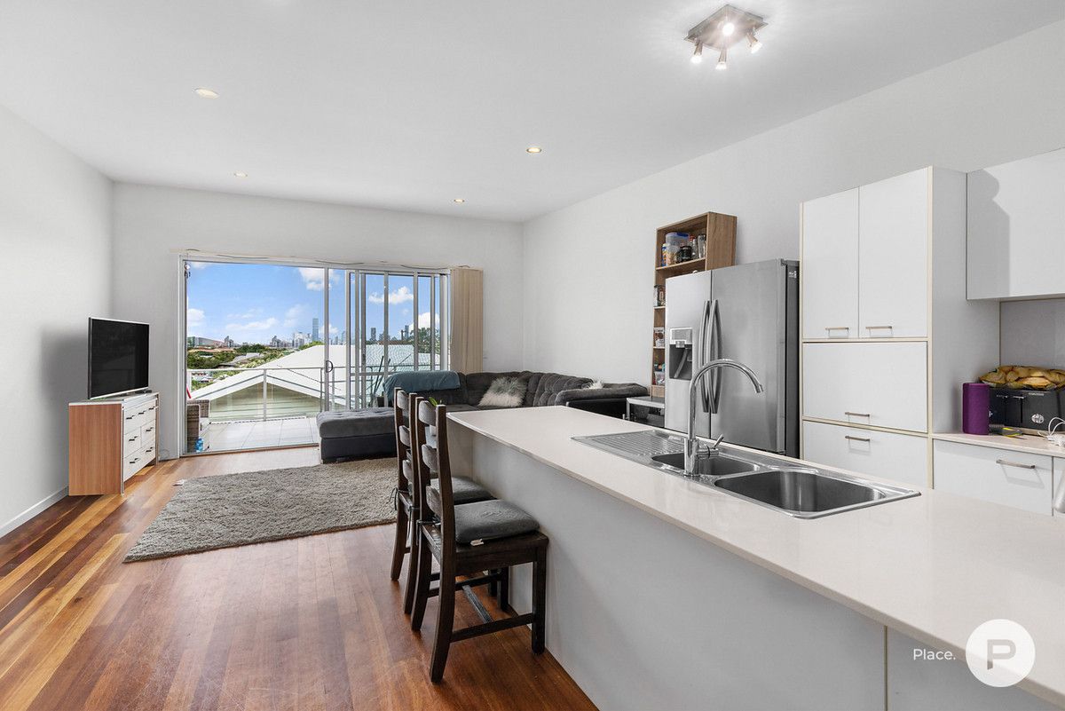 2/55 Douglas Street, Greenslopes QLD 4120, Image 2