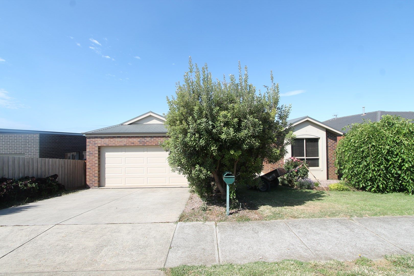 35 Adriana Crescent, Dennington Property History & Address Research