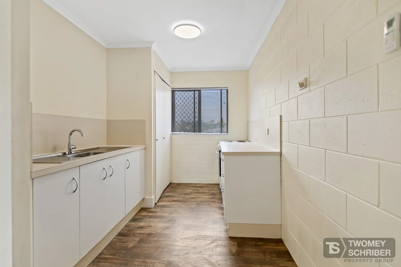 8/29 Pioneer Street, Manoora QLD 4870