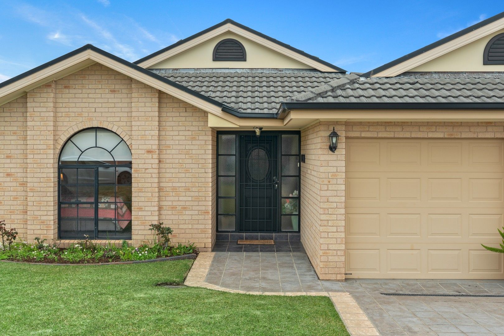 27 Eucalyptus Ave, Worrigee NSW 2540, Image 1