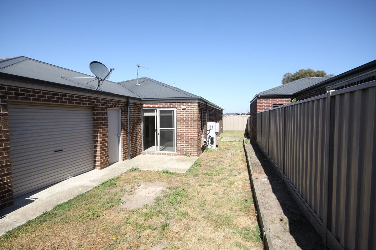 1 Heppner Close, Sebastopol VIC 3356 House For Rent Domain