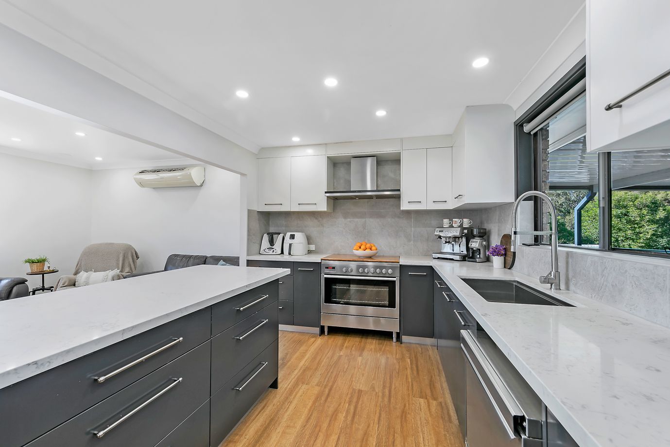 3 bedrooms House in 15 Glenn St DEAN PARK NSW, 2761