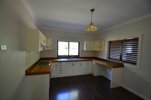 6 Railway Parade, Medway NSW 2577, Image 2