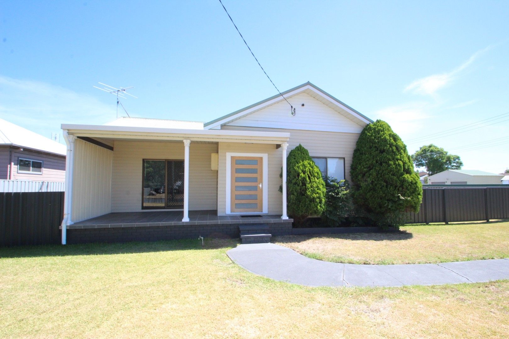 84 Castlereagh Street, Singleton NSW 2330 House For Rent Domain