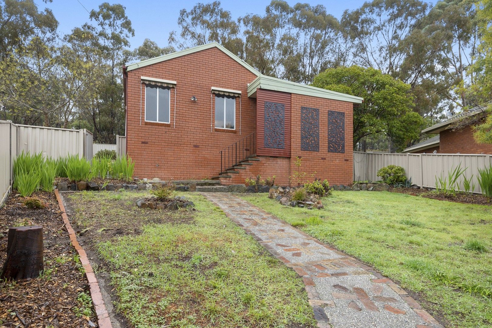 16 Kitchener Crescent, Seymour VIC 3660, Image 0