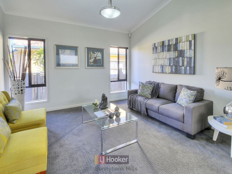 48 Juniper Circuit, STRETTON QLD 4116, Image 2