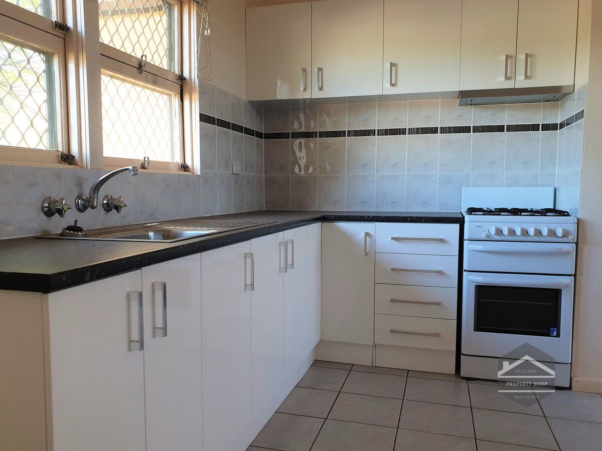 1 bedrooms Apartment / Unit / Flat in 33C Edkins Place SOUTH HEDLAND WA, 6722