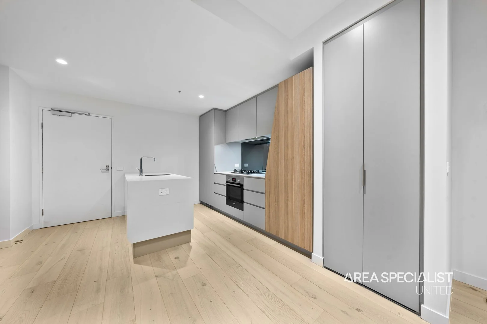 Additional image 6 of 1407/2 Hallenstein Street, Footscray VIC 3011