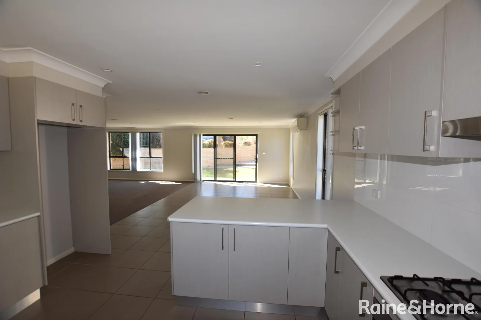 Additional image 7 of 5/20 Majestic Way, Orange NSW 2800