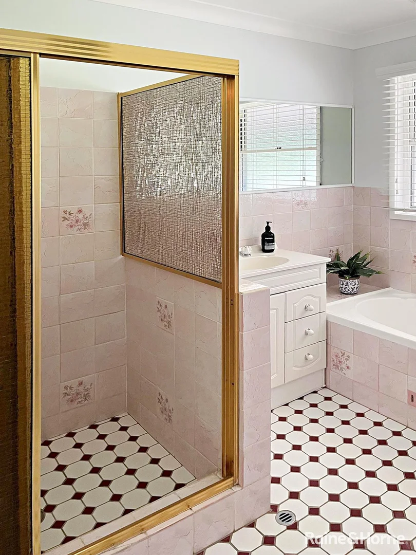 Additional image 11 of 210 Belmore Rd, Young NSW 2594