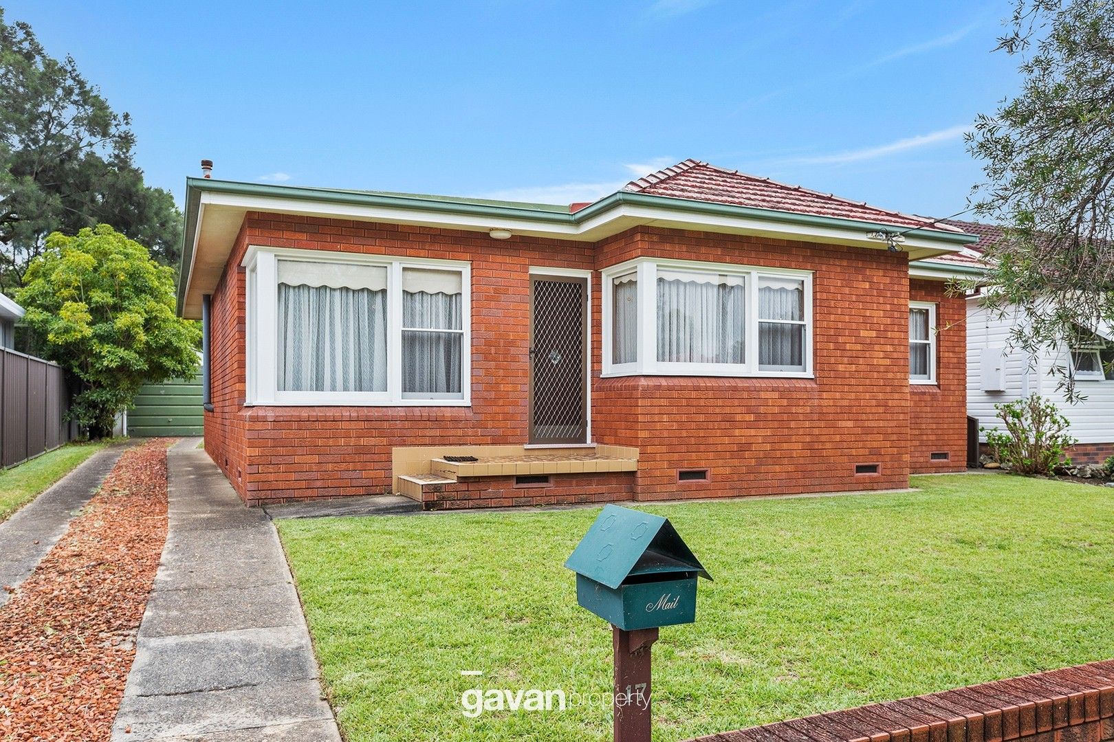 17 Denise Crescent, Peakhurst NSW 2210 House For Rent Domain