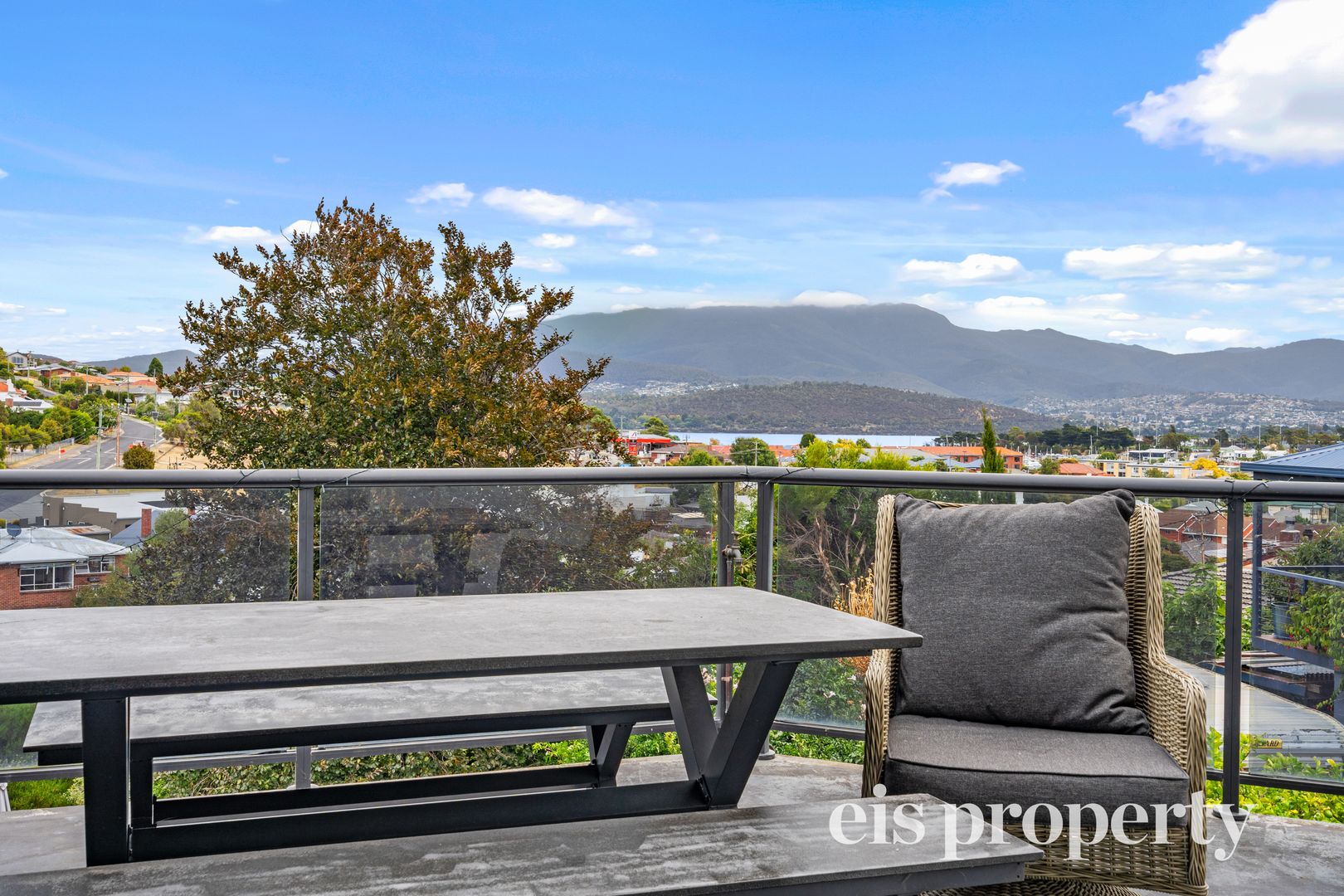 146 Gordons Hill Road, Lindisfarne TAS 7015, Image 1