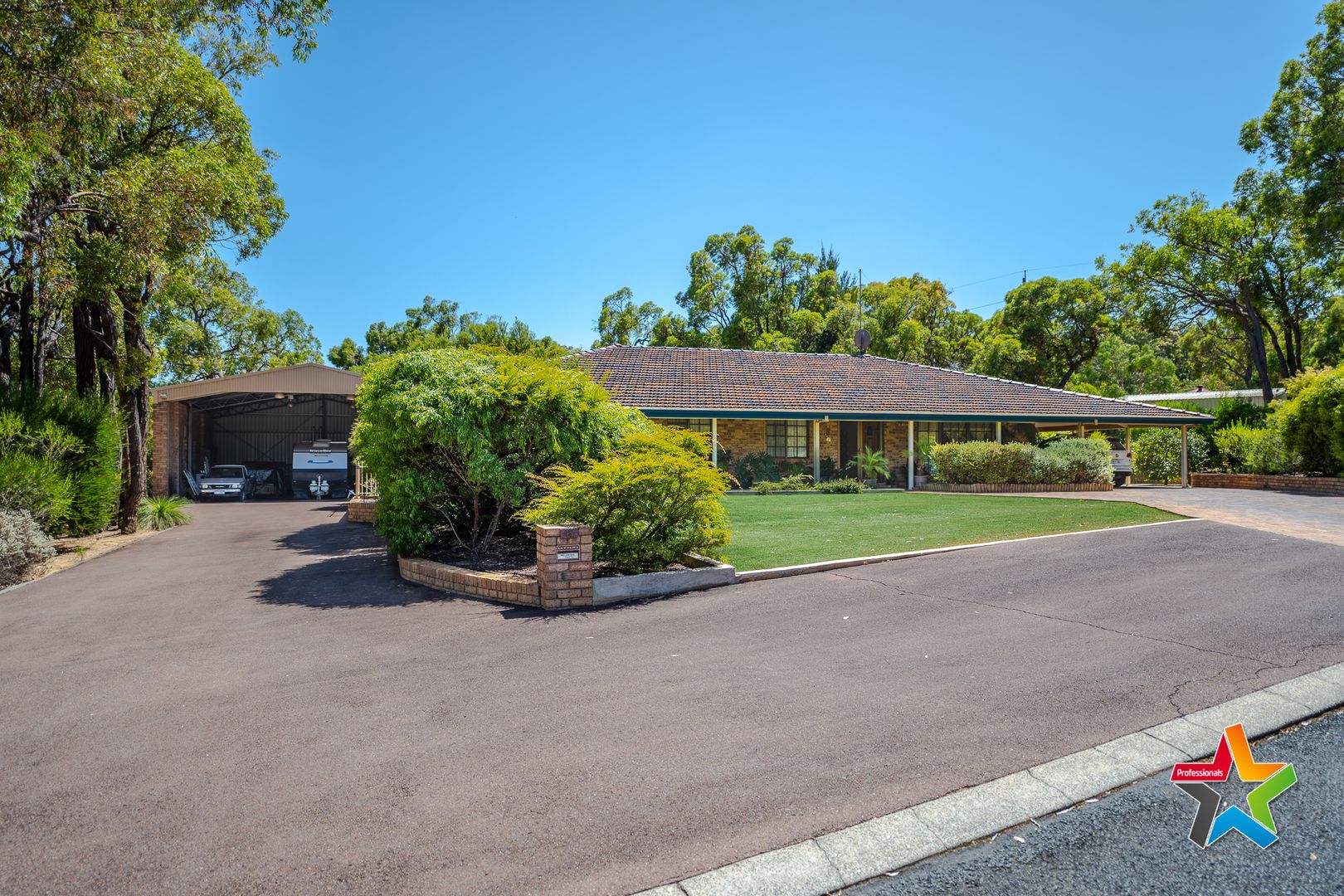 6 Cox Place, Waroona WA 6215, Image 1