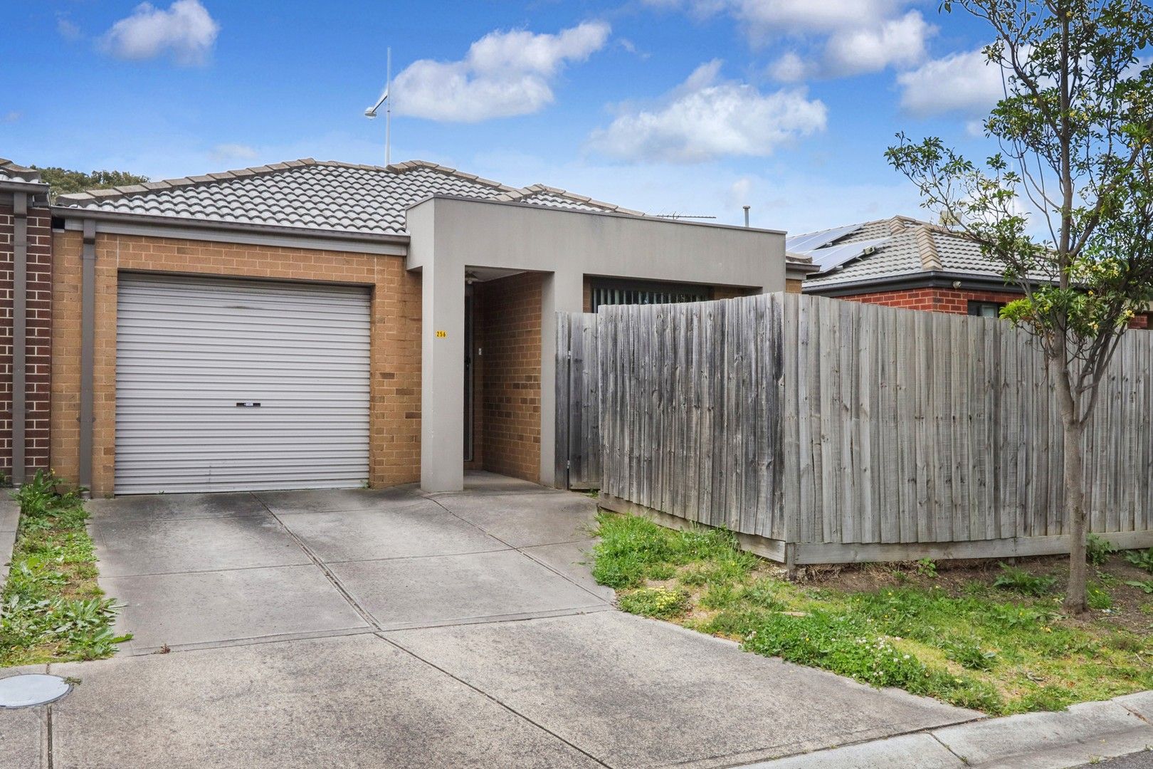 256 The Lakes Boulevard, South Morang VIC 3752, Image 0