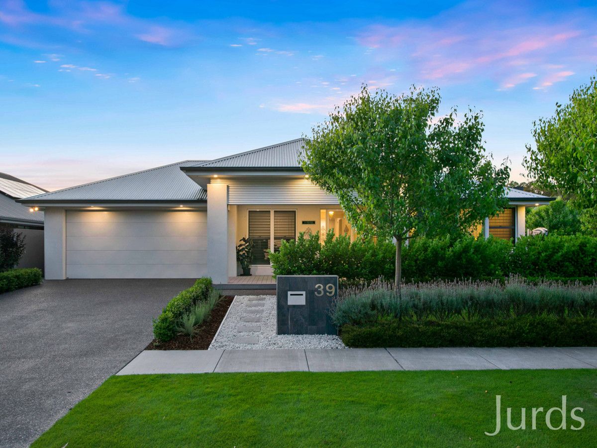 39 Tooze Circuit, North Rothbury Property History & Address Research